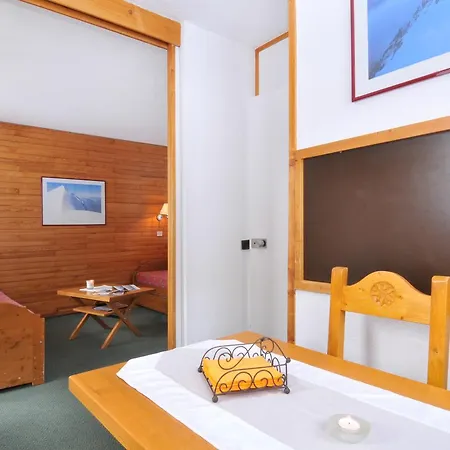 Agate Apartment *