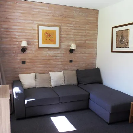 Agate Apartment