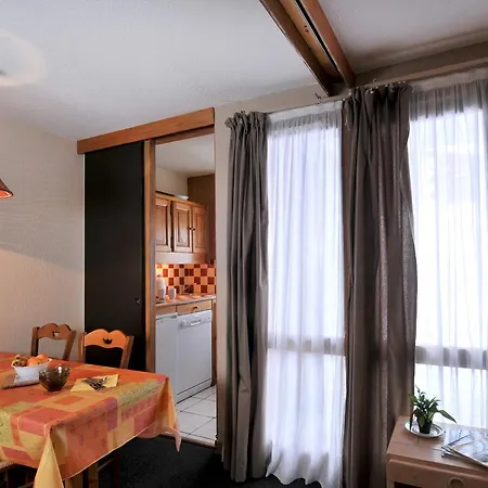 Agate Apartment