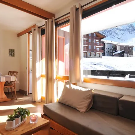 Agate Apartment *